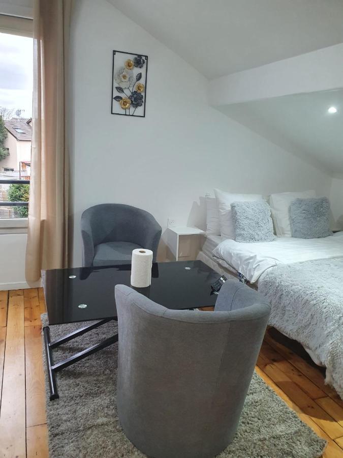 Studio Pratique Cdg/Villepinte/ Le Bourget อุลเน-ซู-บัว ภายนอก รูปภาพ